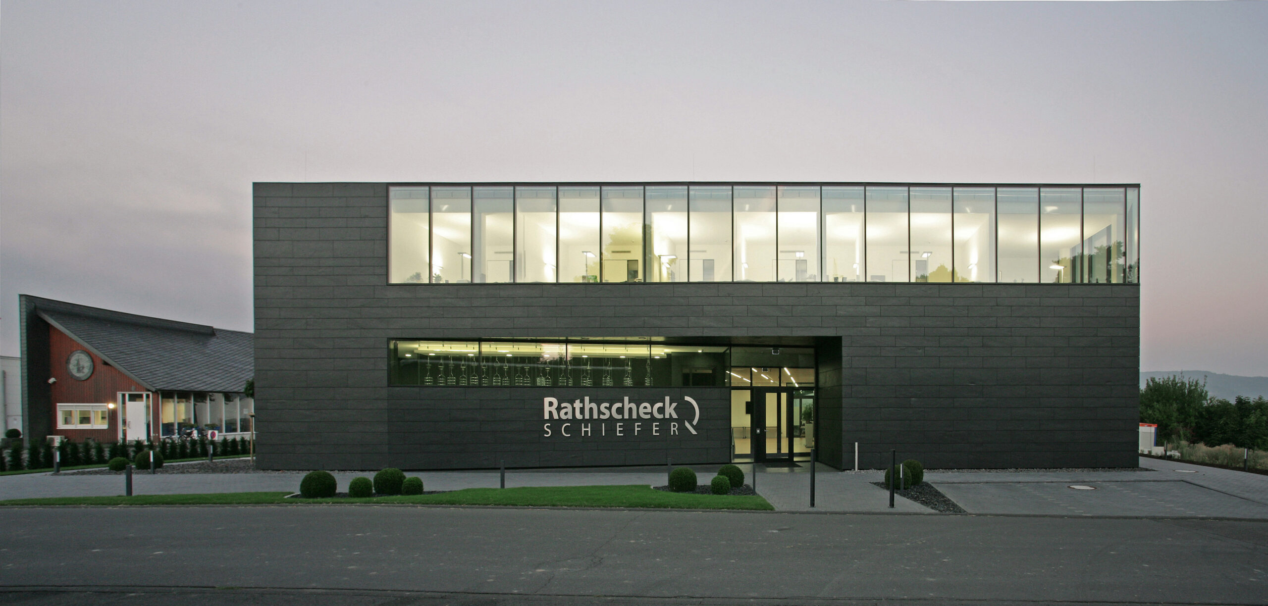 Rathscheck Schiefer und Dach-Systeme